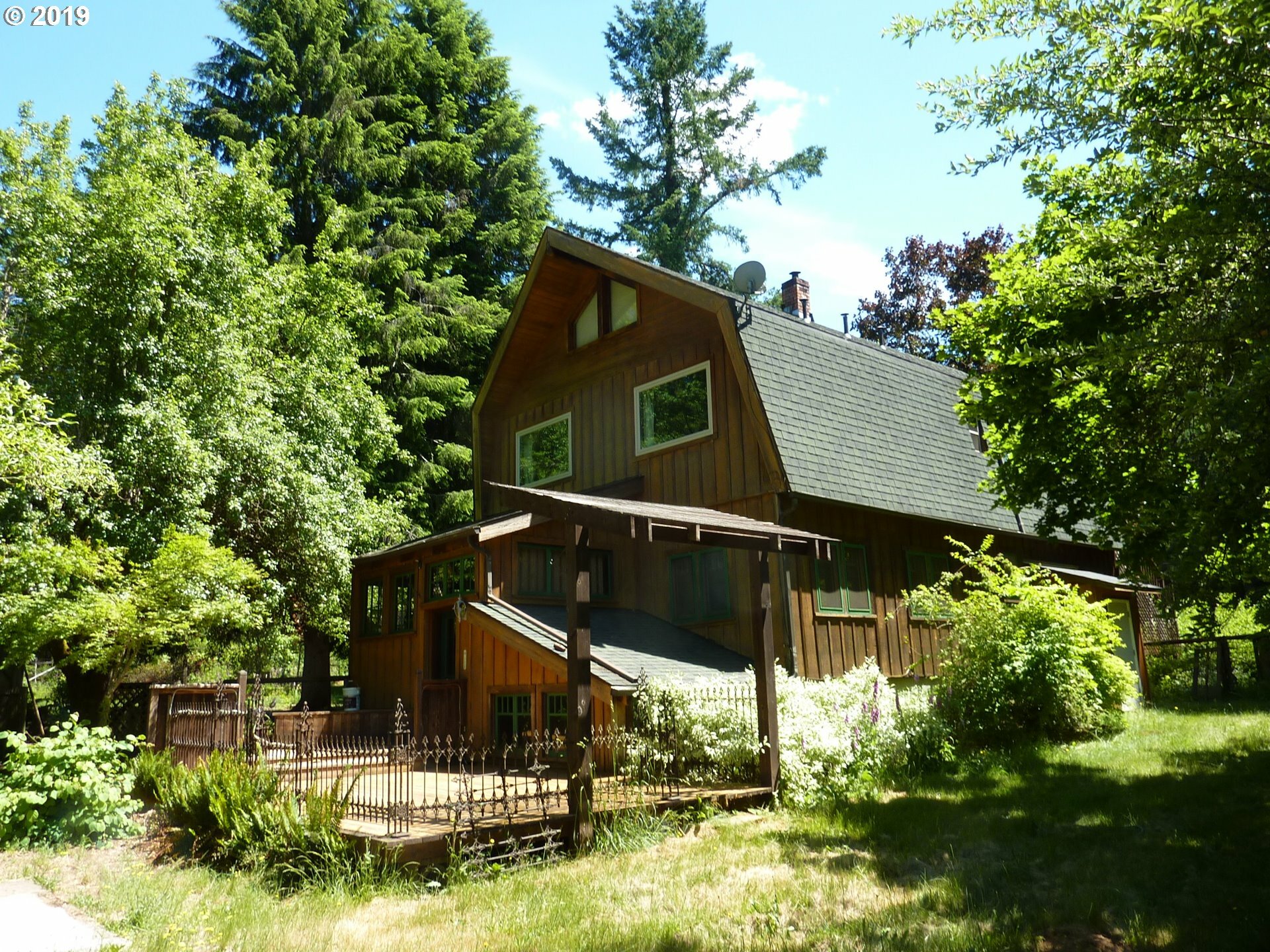 Property Photo:  55883 E King Rd  OR 97413 