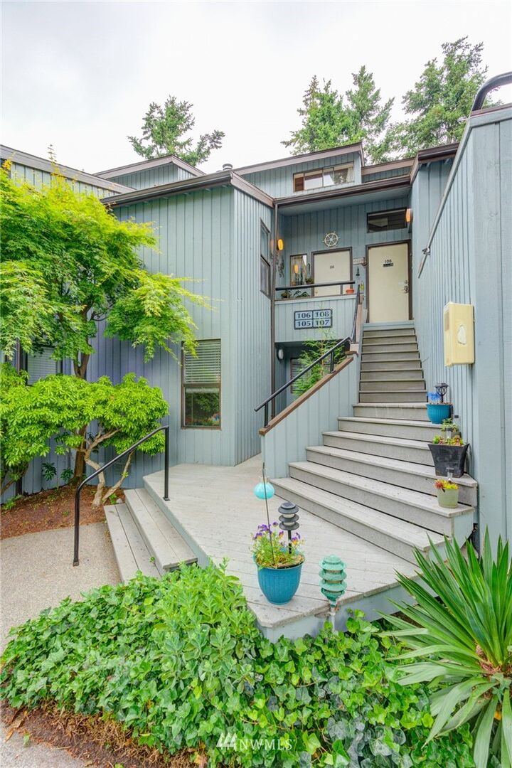 Property Photo: 7806 Birch Bay Drive 106 WA 98230