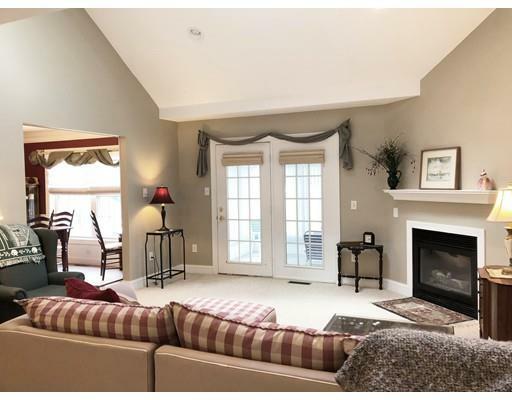 Property Photo: 31 Hillside Village Dr 31 MA 01583