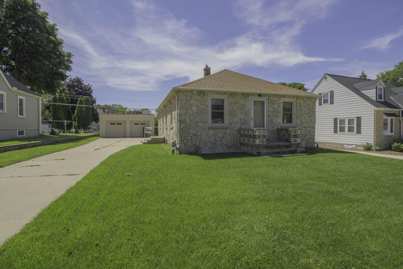 Property Photo: 238 S 15th Ave WI 53095