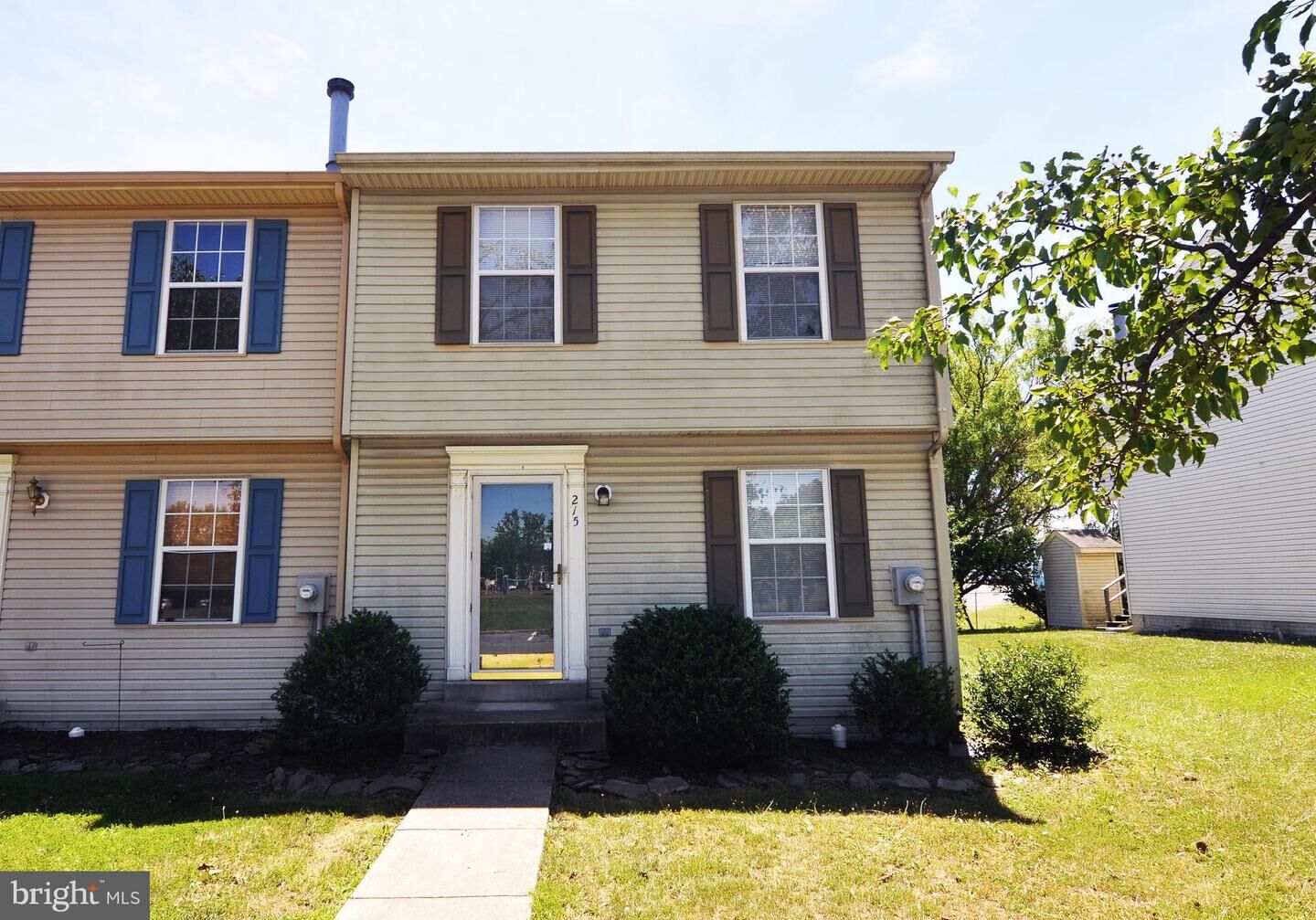 Property Photo:  215 Georgetowne Court  VA 22655 