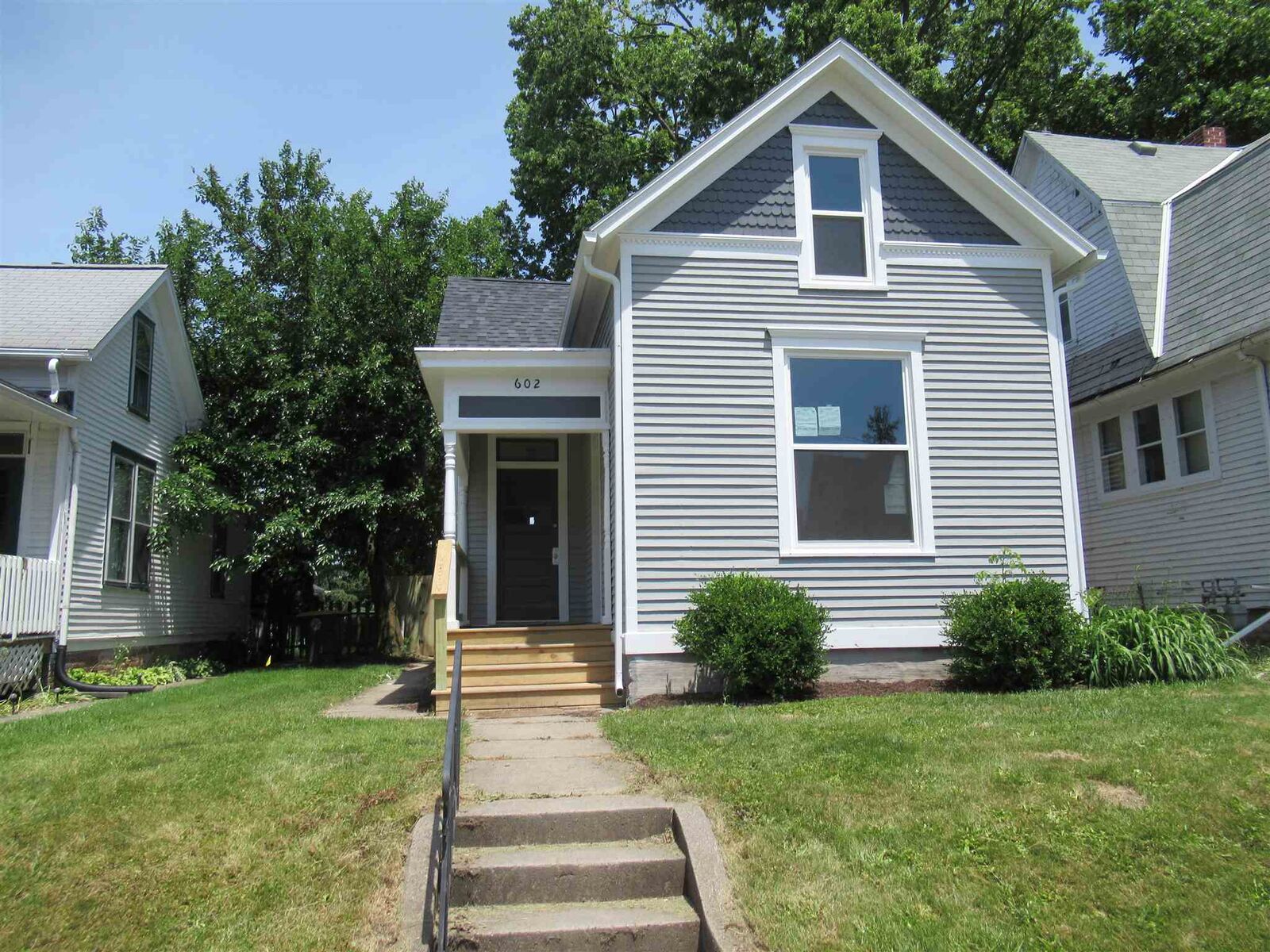 Property Photo: 602 Kinnaird Avenue IN 46807