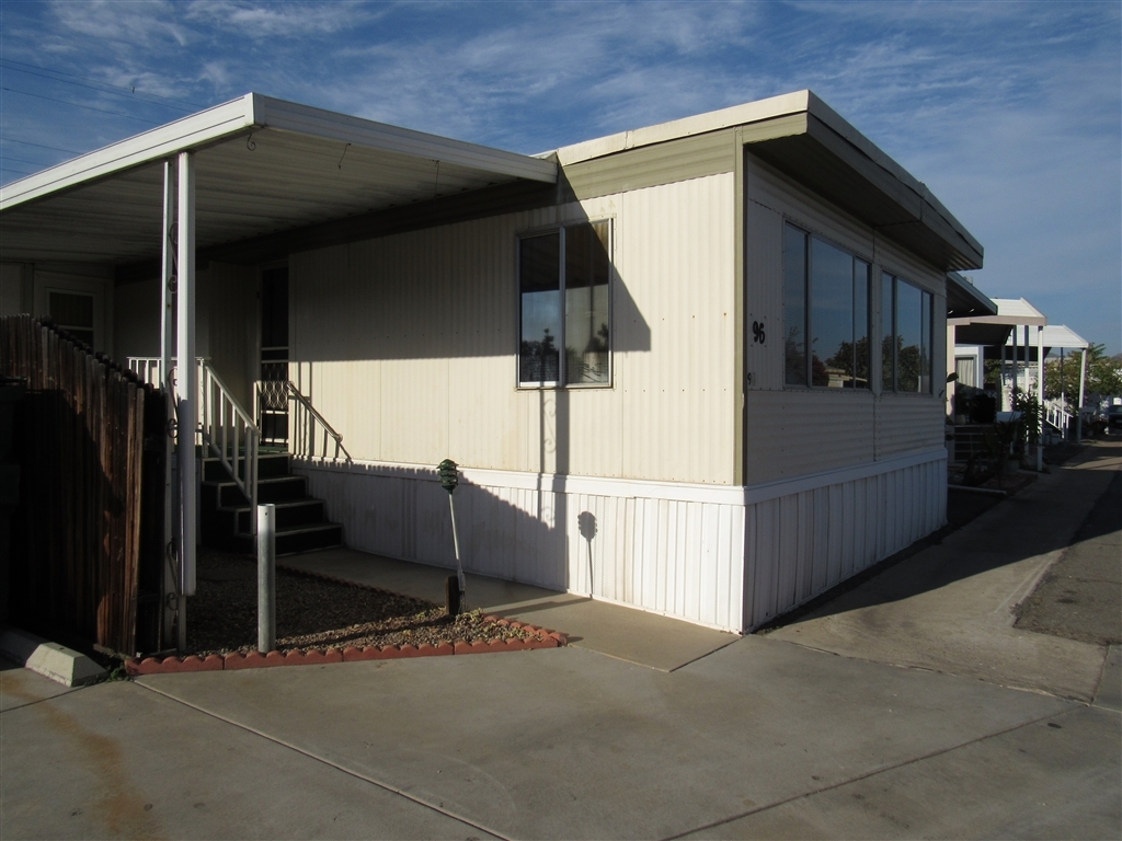 Property Photo:  1174 E Main St 96  CA 92021 