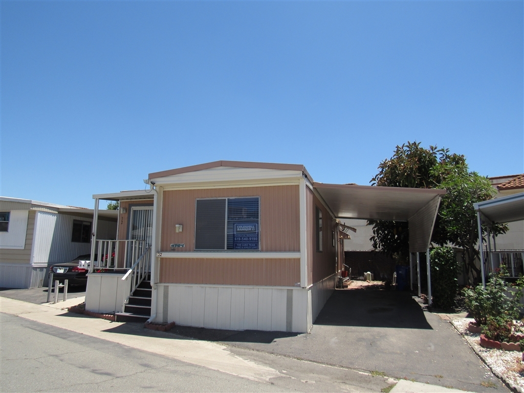 Property Photo:  1174 E Main St 32  CA 92021 