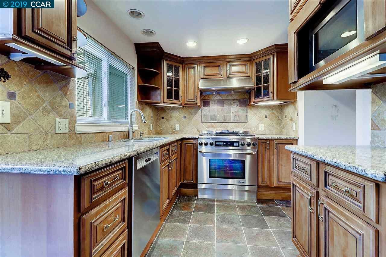 Property Photo: 1598 Schenone Ct. B CA 94521