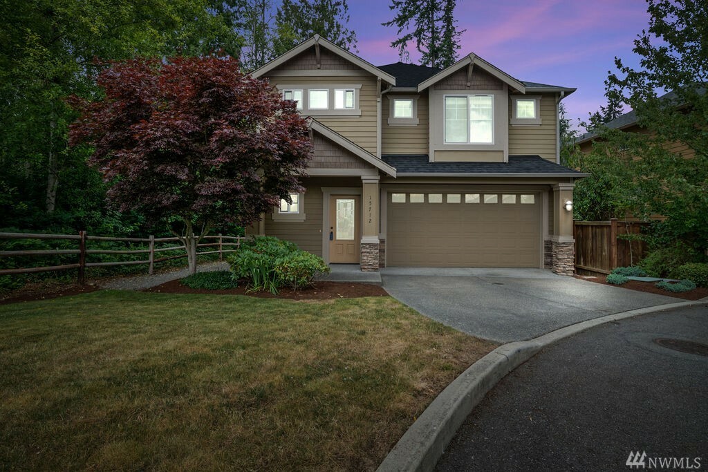 Property Photo:  15712 28th Ave W  WA 98087 