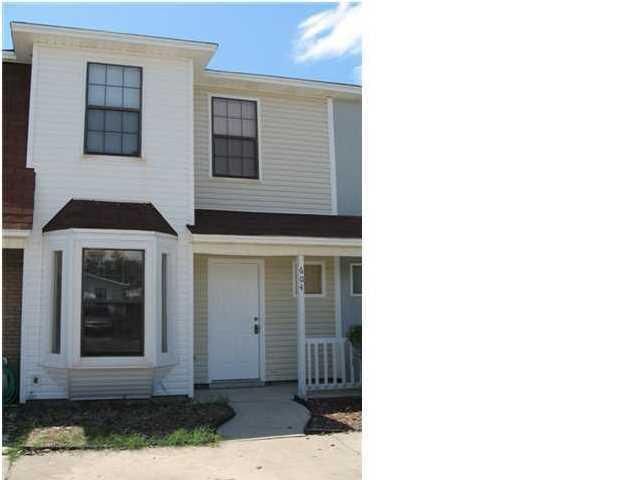 Property Photo:  604 Sandalwood Drive 604  FL 32541 