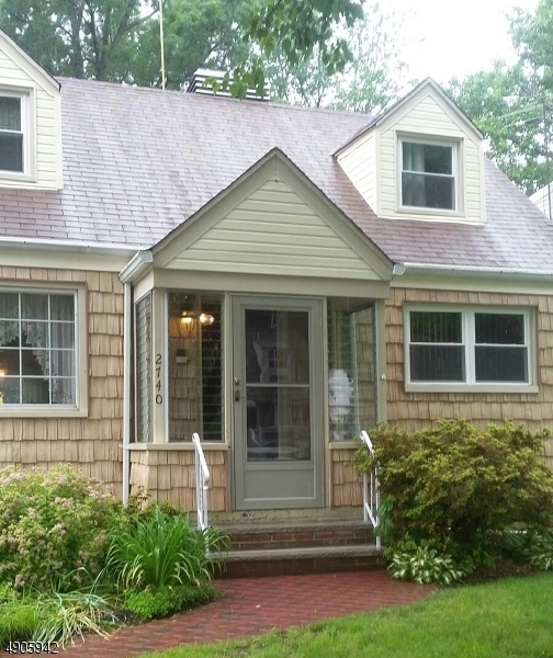 Property Photo:  2740 Killian Pl  NJ 07083 