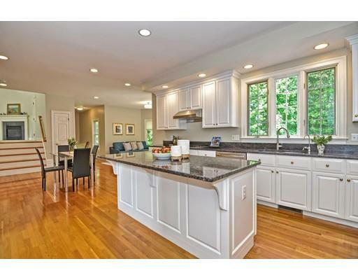 Property Photo:  1 Meadow View Ln  MA 01810 