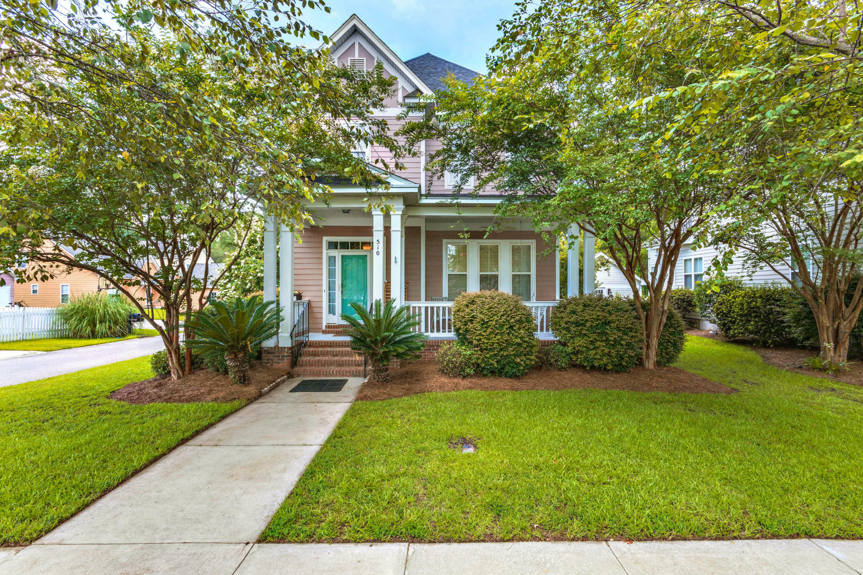 510 Hawthorne Avenue  Summerville SC 29483 photo