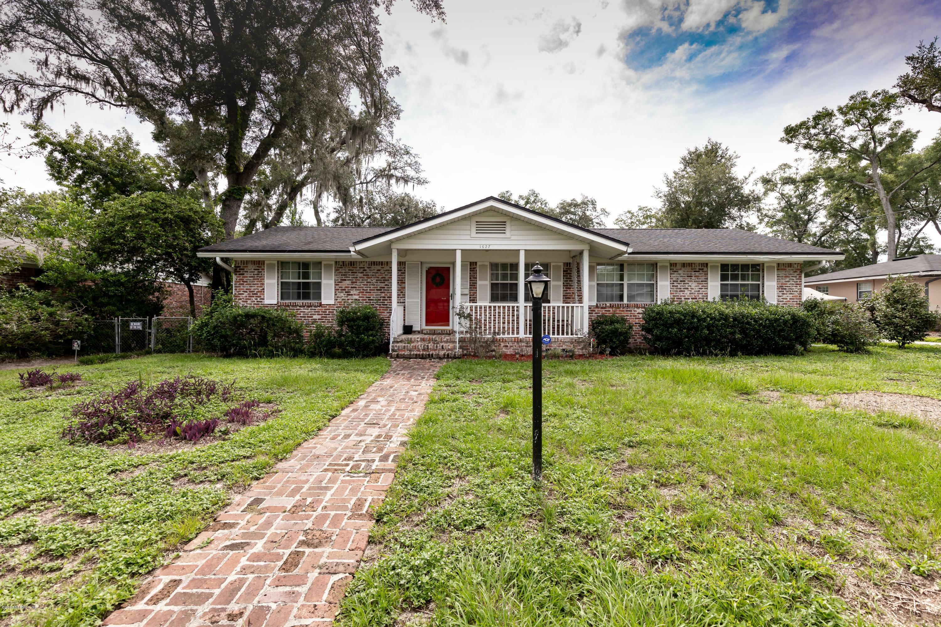 Property Photo:  1627 Mt Vernon Dr  FL 32210 