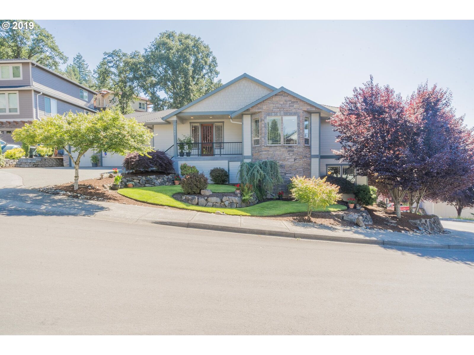 Property Photo: 1542 N 4th Ct WA 98671