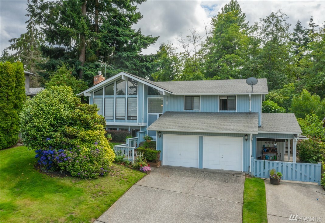 Property Photo: 407 S 308th St WA 98003
