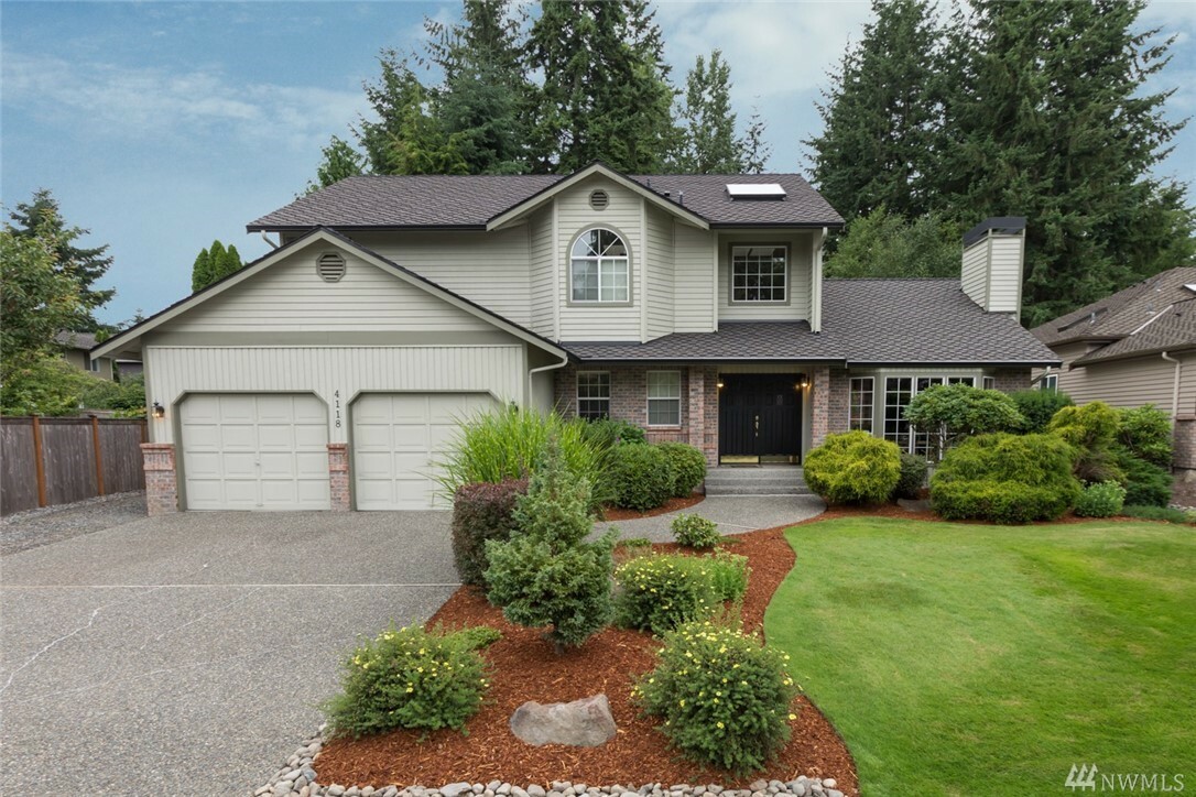 Property Photo:  4118 120th Place SE  WA 98208 