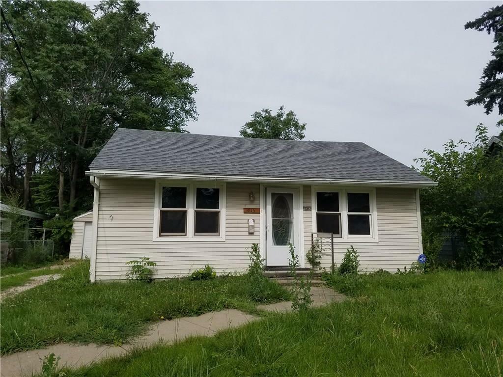 Property Photo:  1816 E 25th Street  IA 50317 