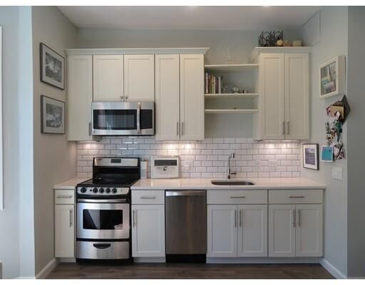 Property Photo:  119 Park St 8  MA 02446 