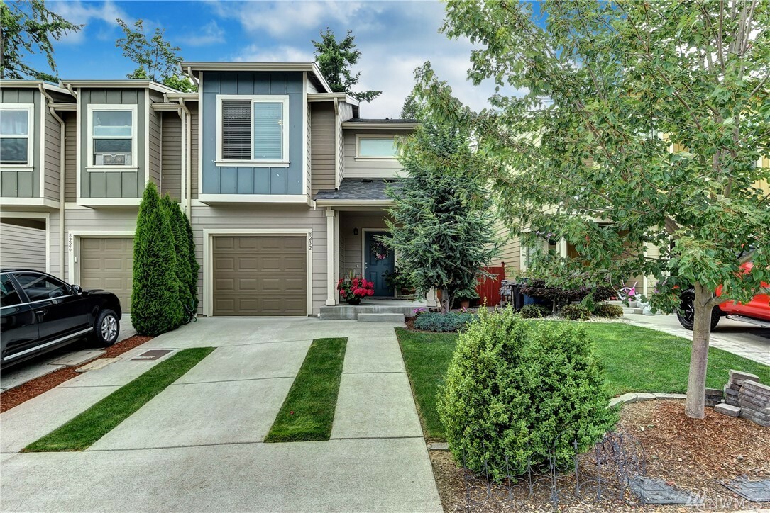 Property Photo: 8232 42nd Place NE WA 98270
