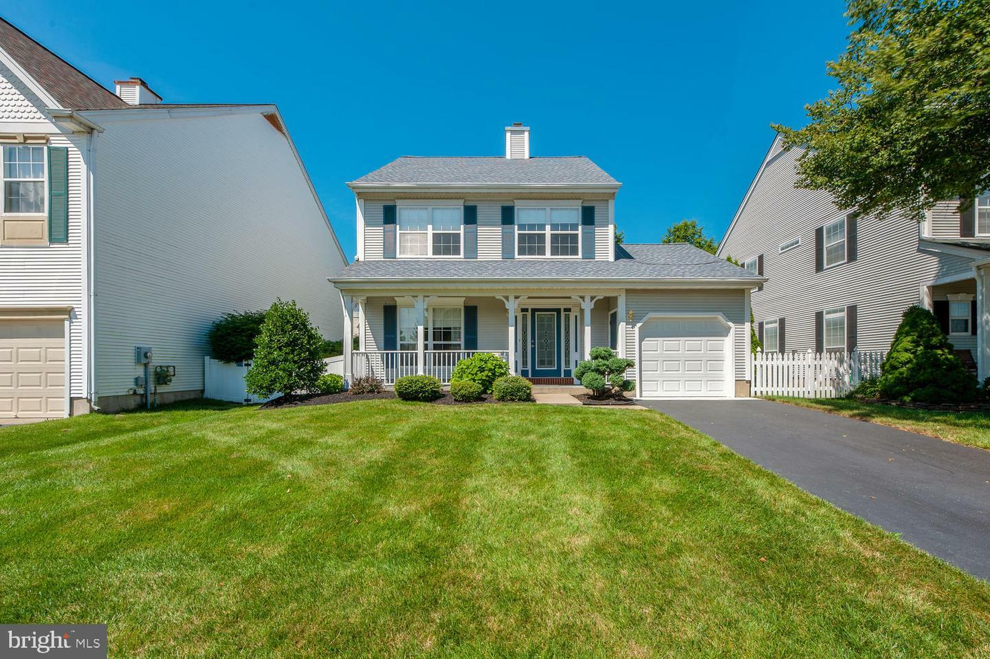 Property Photo:  42 Stanford Drive  NJ 08824 