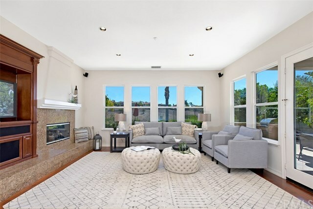 Property Photo: 24 Calle Vista Del Sol CA 92673