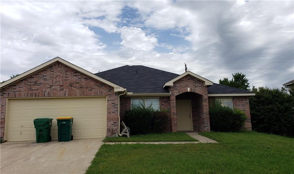 Property Photo: 1031 Cove Hollow Drive TX 75104