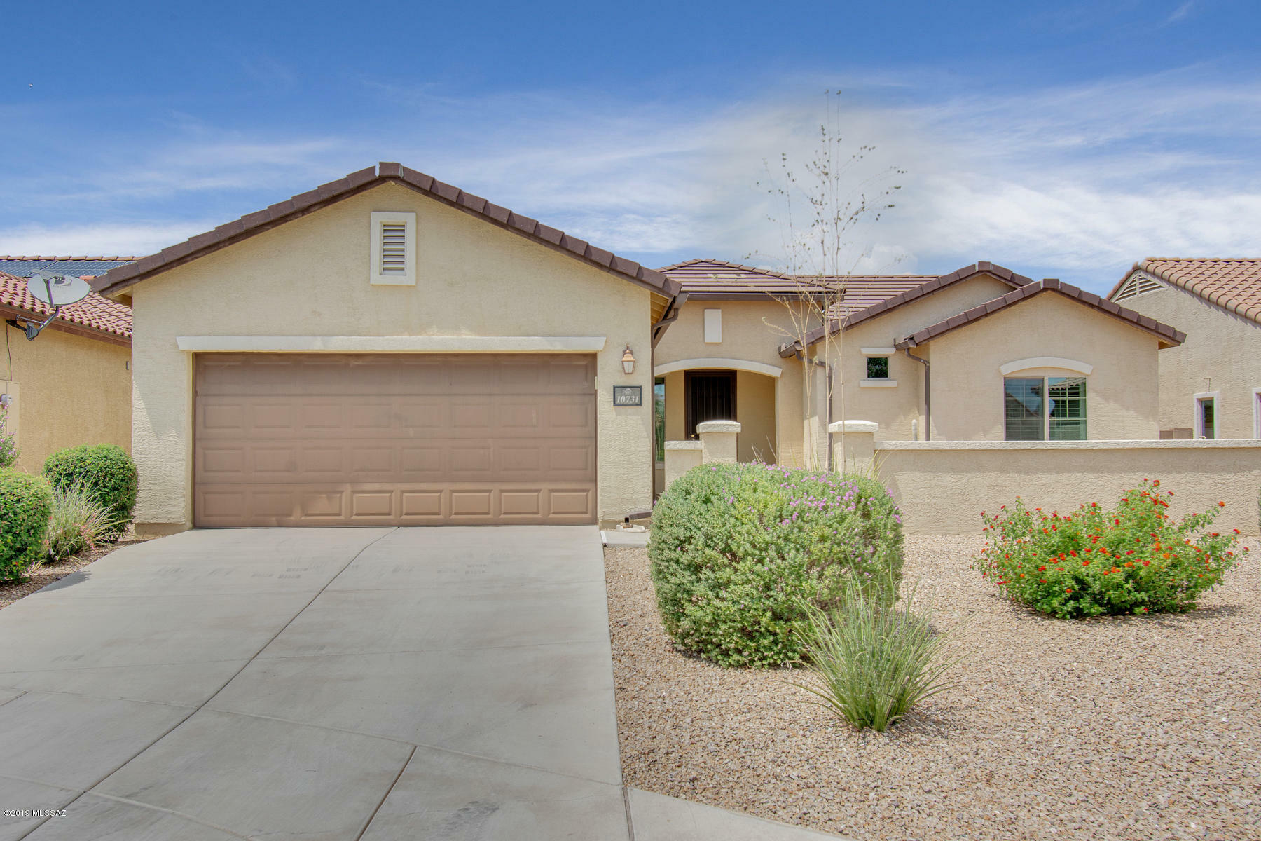 Property Photo:  10731 E Peach Bell Place  AZ 85747 