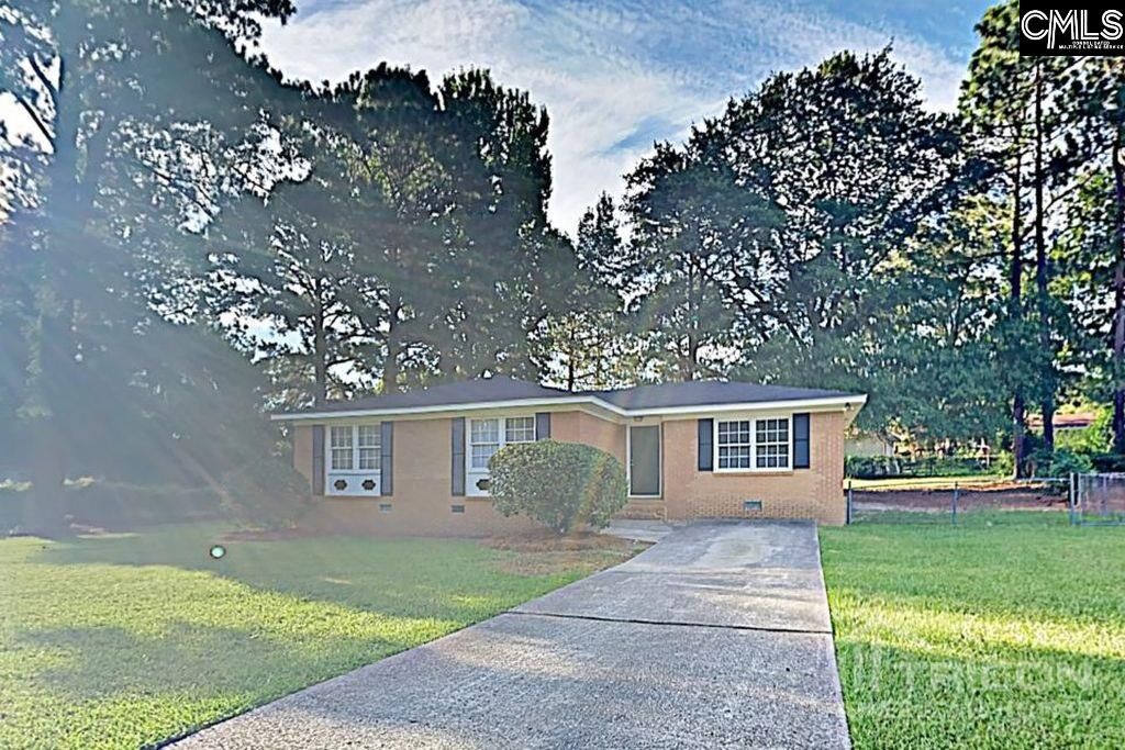 Property Photo:  103 Sedgewood  SC 29170 