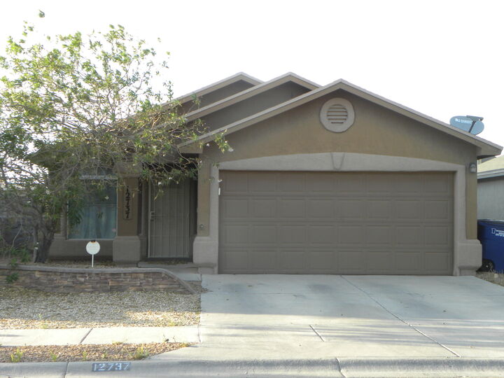 12737 Raul Mendiola Lane  El Paso TX 79938 photo