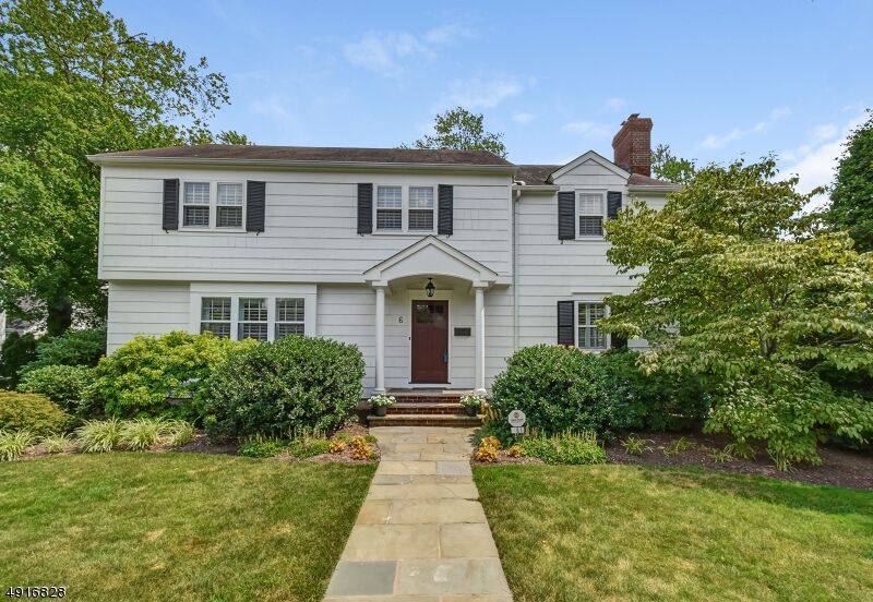 Property Photo:  6 Plymouth Rd  NJ 07901 