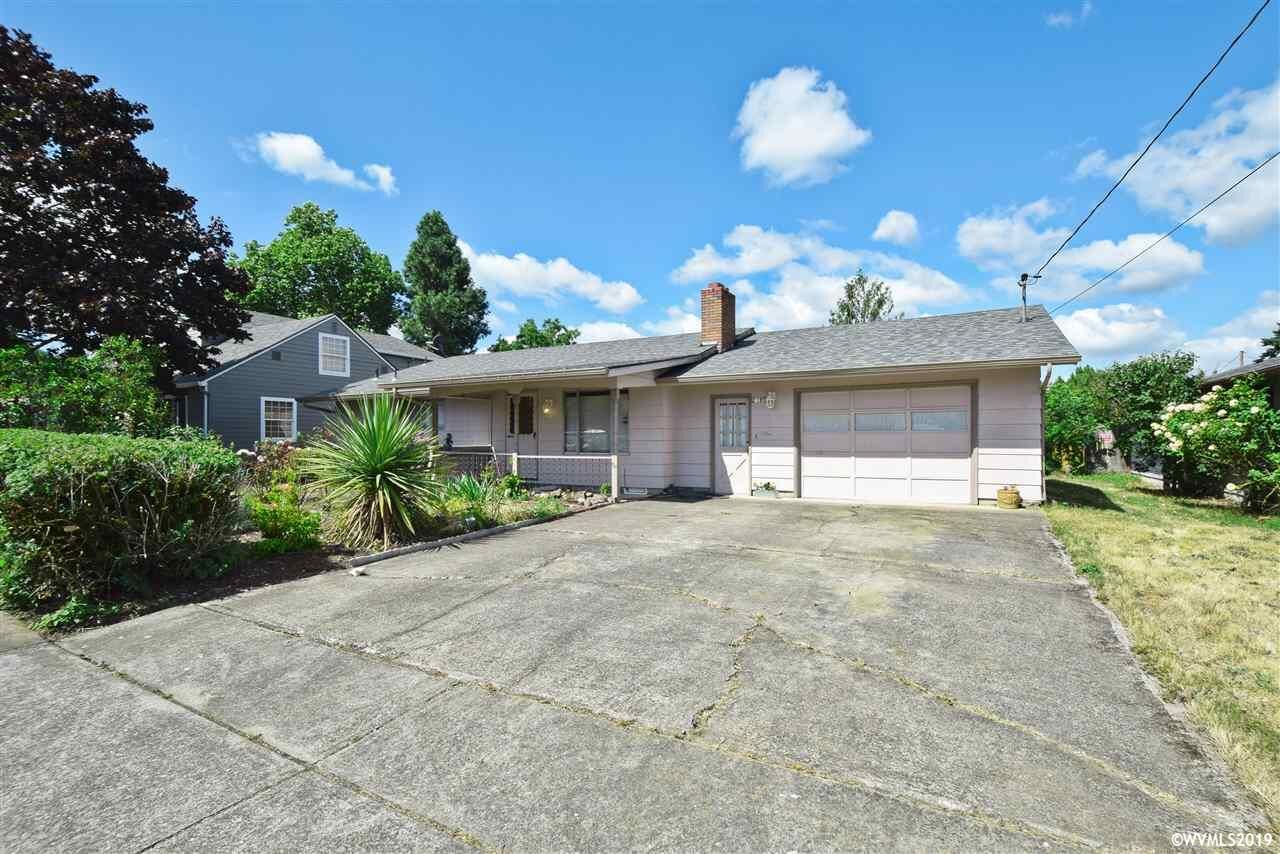 Property Photo: 2195 Park Av NE OR 97301