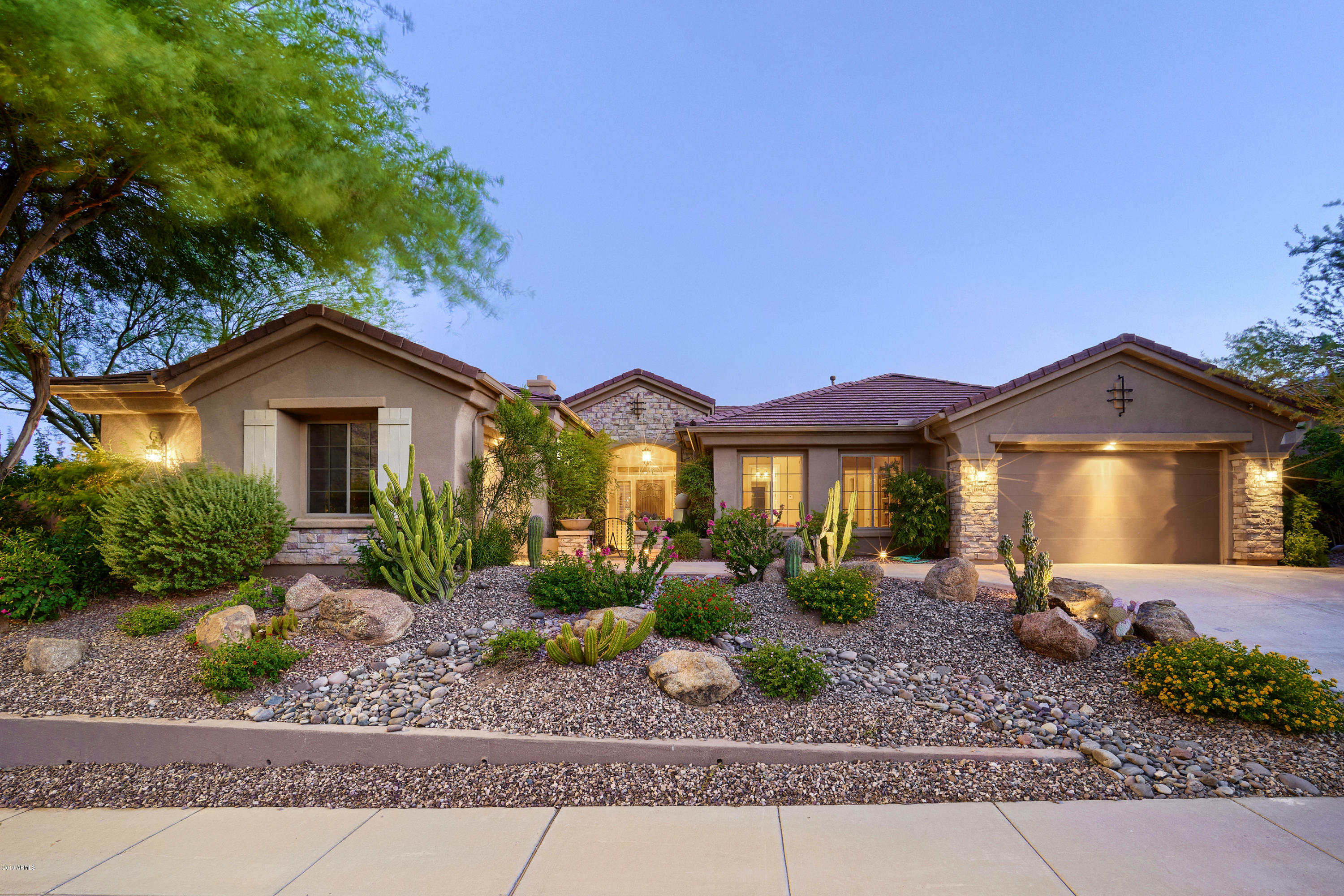 Property Photo:  1641 W Silver Pine Drive  AZ 85086 