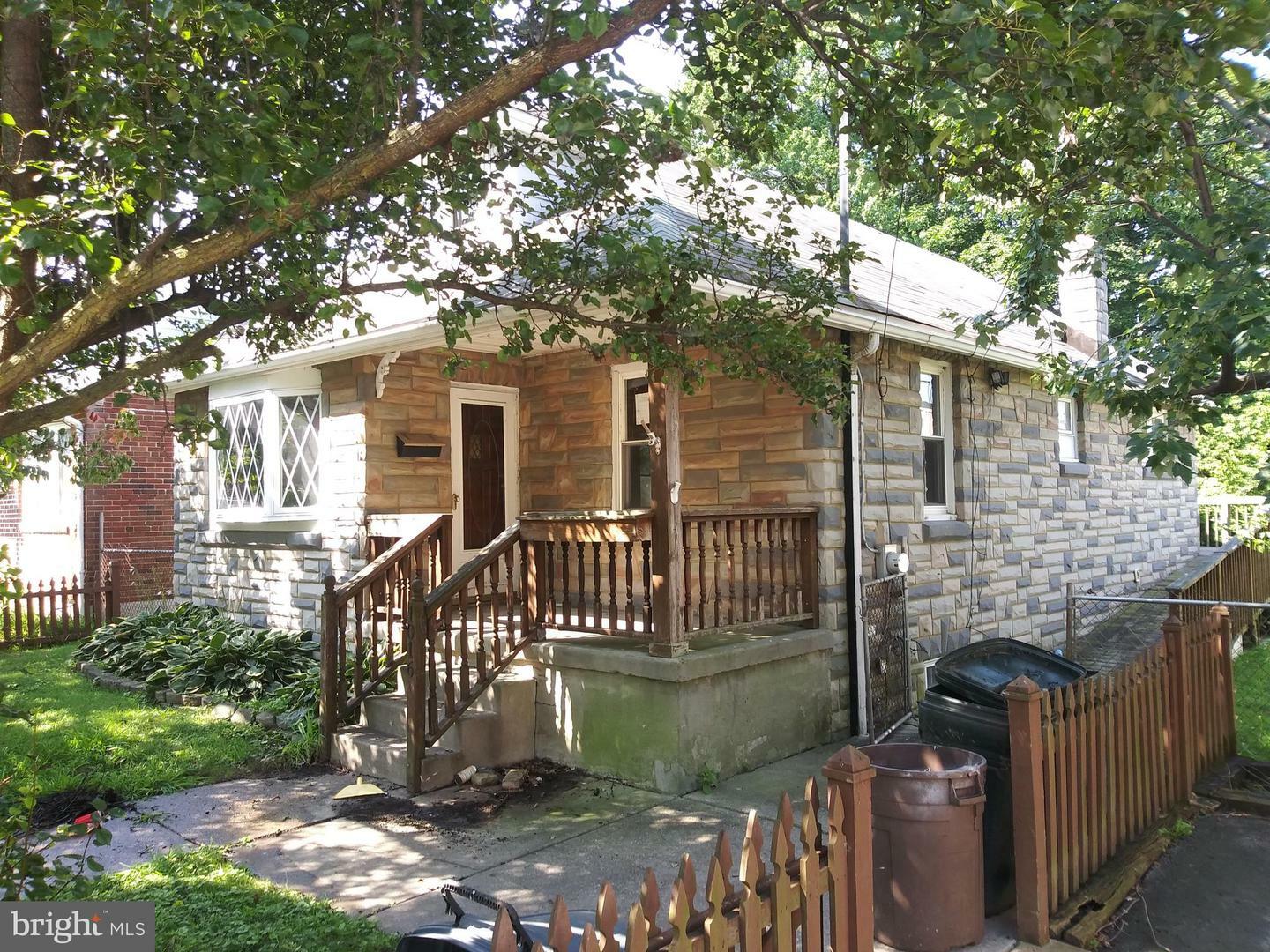 Property Photo: 1016 Leiper Street PA 19022