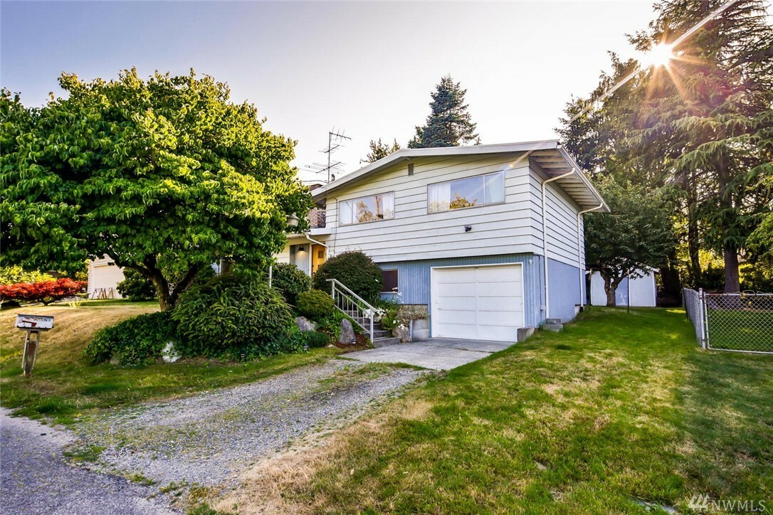 Property Photo: 17415 96th Place SW WA 98070