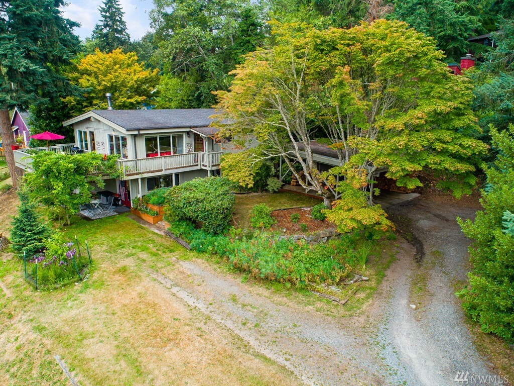 Property Photo:  10503 SW Cowan Rd  WA 98070 