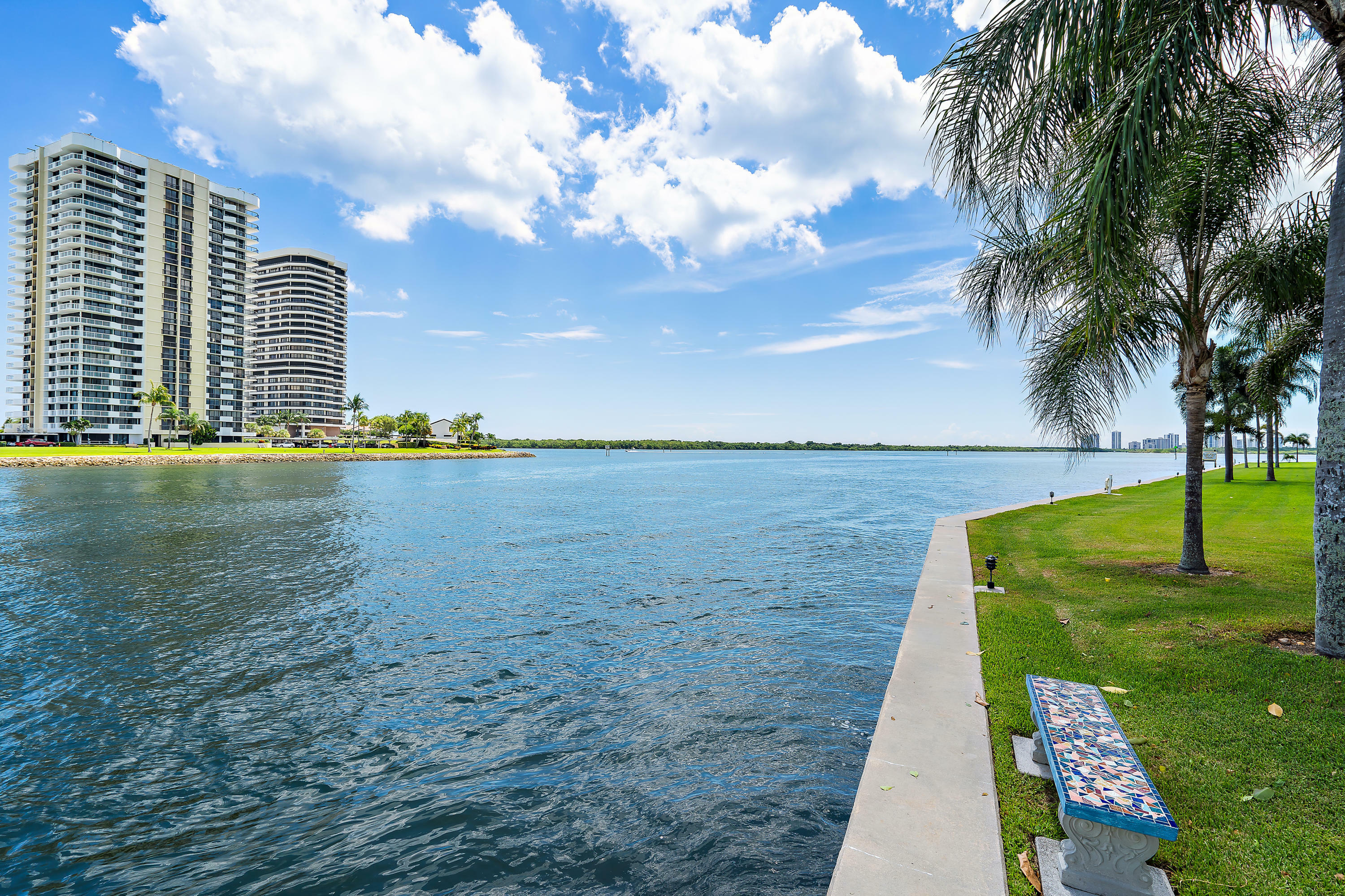 Property Photo:  28 Yacht Club Drive 409  FL 33408 