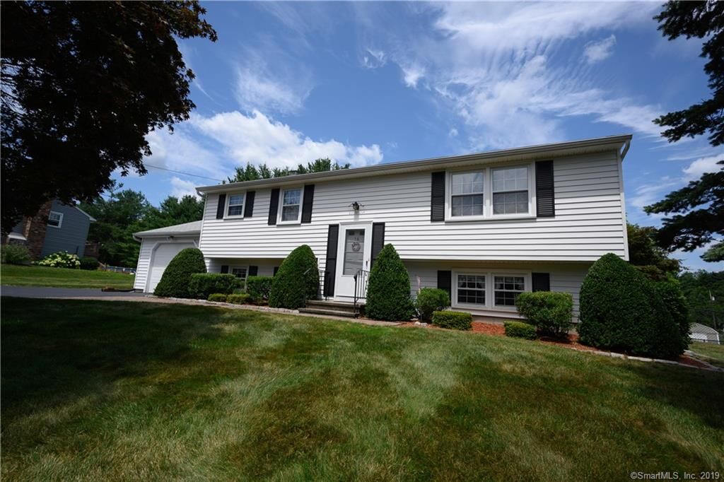Property Photo:  16 Nod Brook Road  CT 06492 