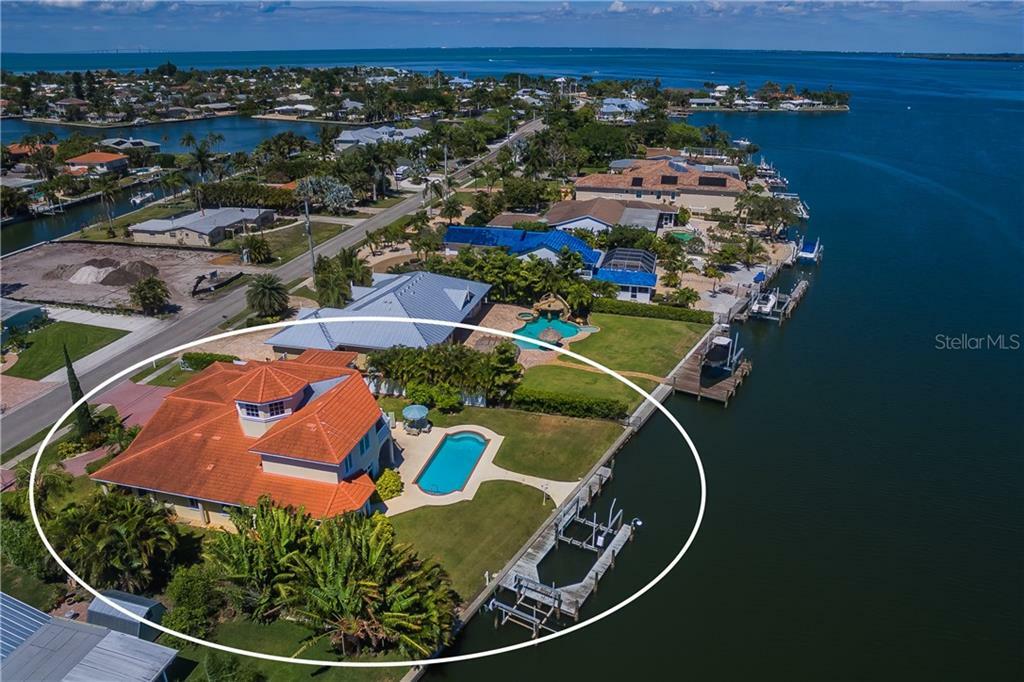 Property Photo:  529 Key Royale Drive  FL 34217 