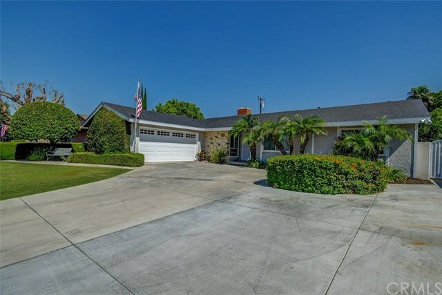 Property Photo:  1243 E Chestnut Avenue  CA 92867 