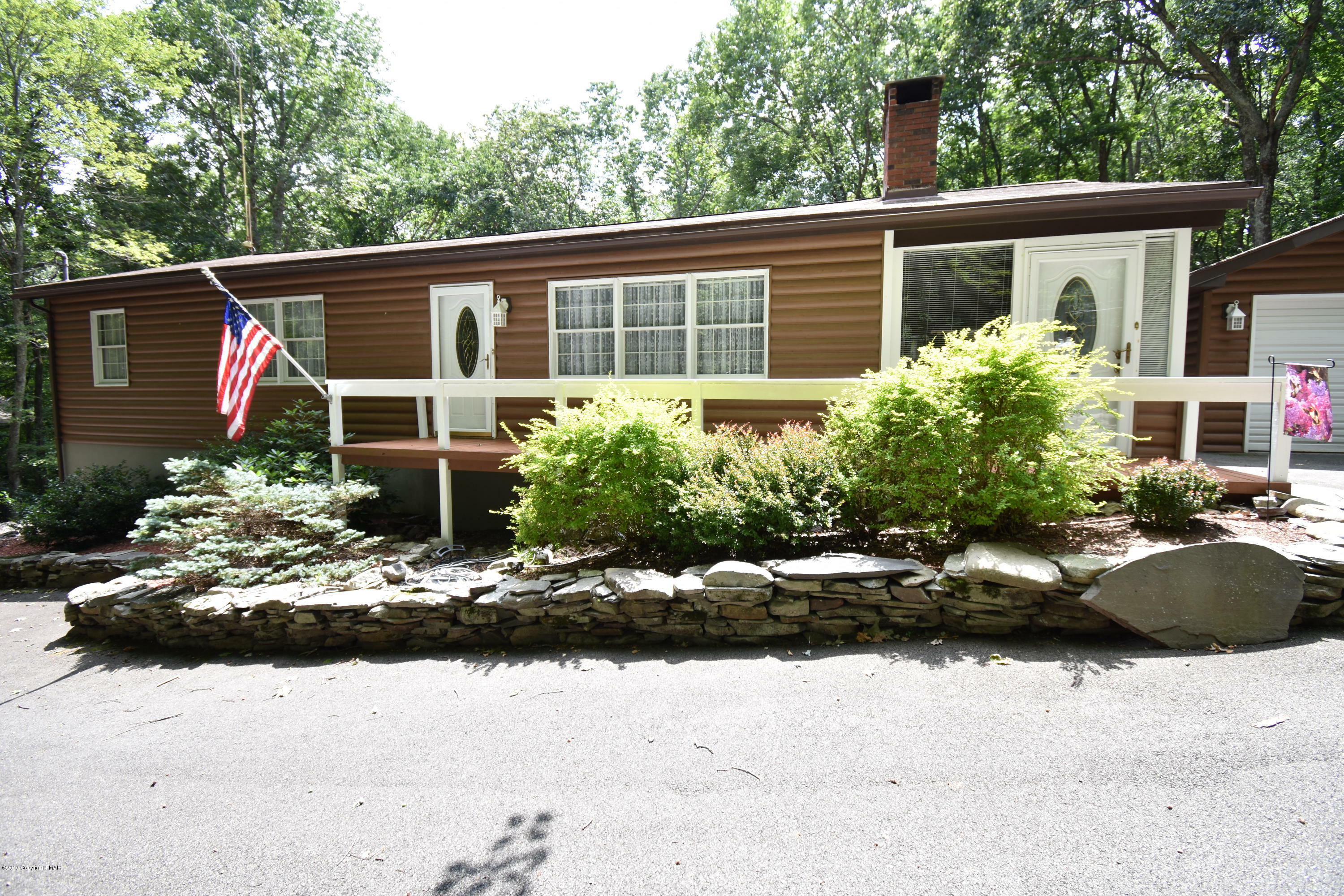 Property Photo: 3249 Trafalgar Avenue PA 18302