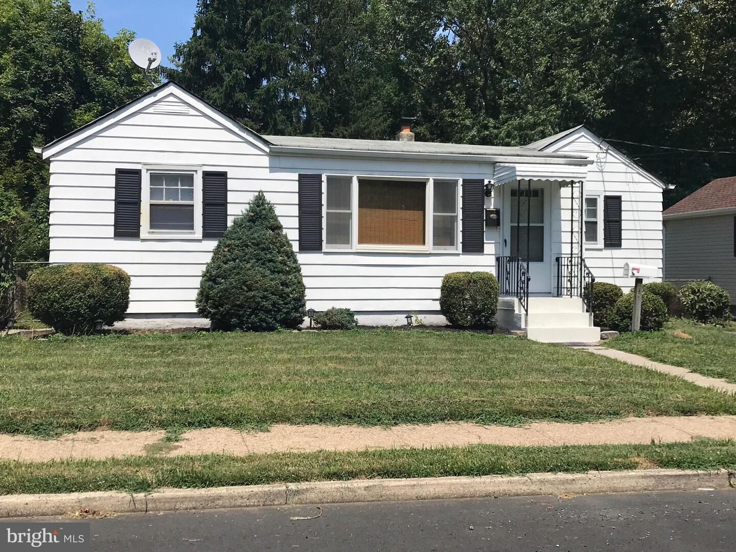 Property Photo: 9 Bruce Lane NJ 08638