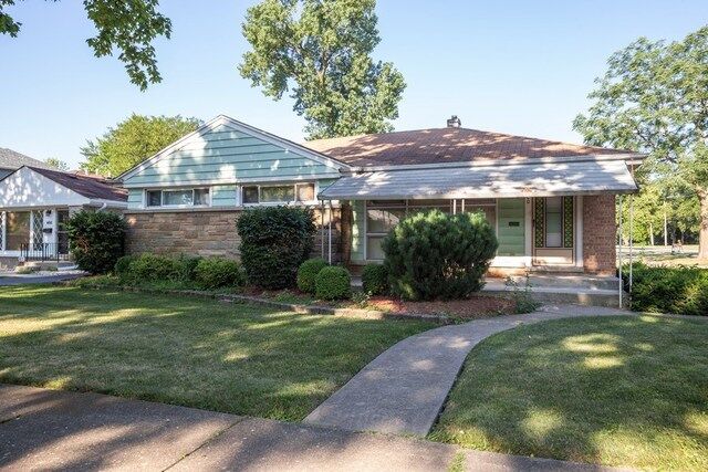 Property Photo:  470 North Ida Lane  IL 60126 