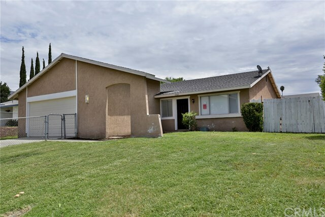 Property Photo:  1565 Villa Court  CA 92346 