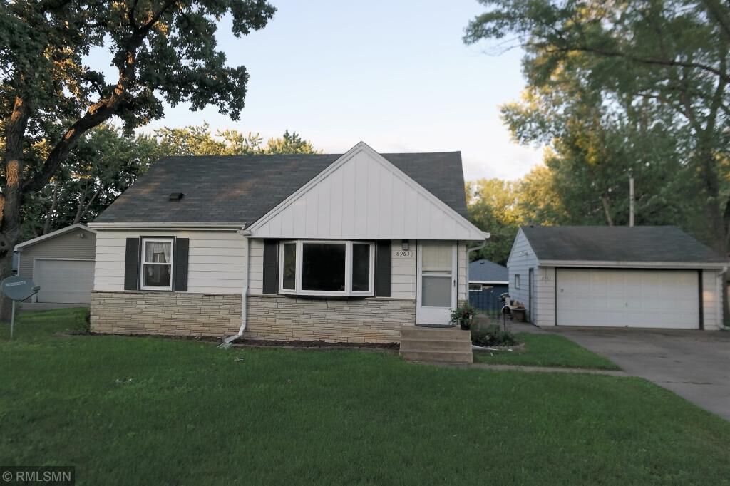 Property Photo:  8963 7th Street NE  MN 55434 