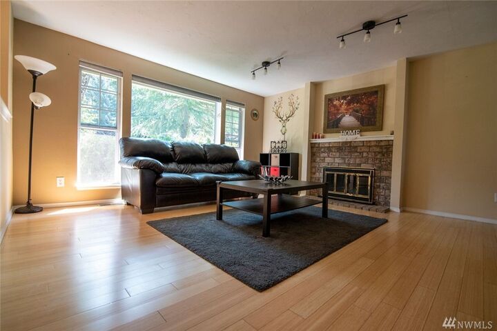 Property Photo:  32829 43rd Place SW  WA 98023 