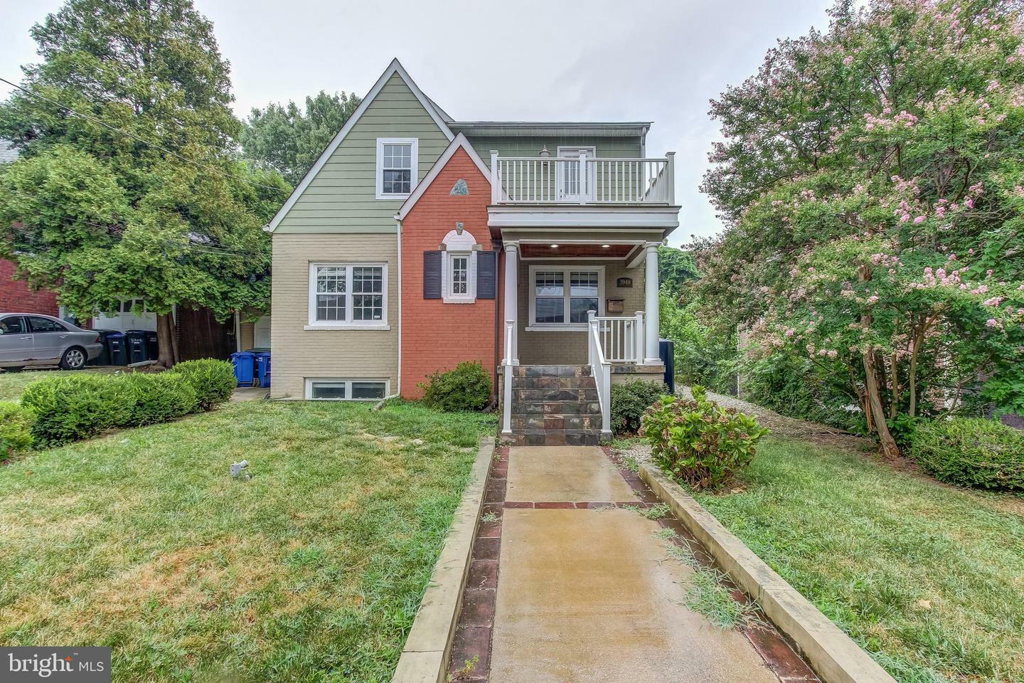 Property Photo:  3948 Pennsylvania Avenue SE  DC 20020 