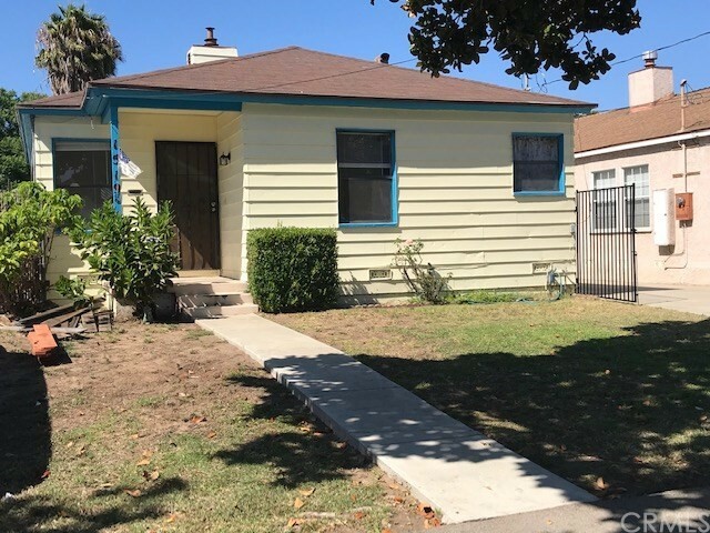 Property Photo:  1519 W 214th Street  CA 90501 