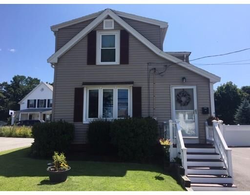 Property Photo:  102 Maple Street  MA 01904 
