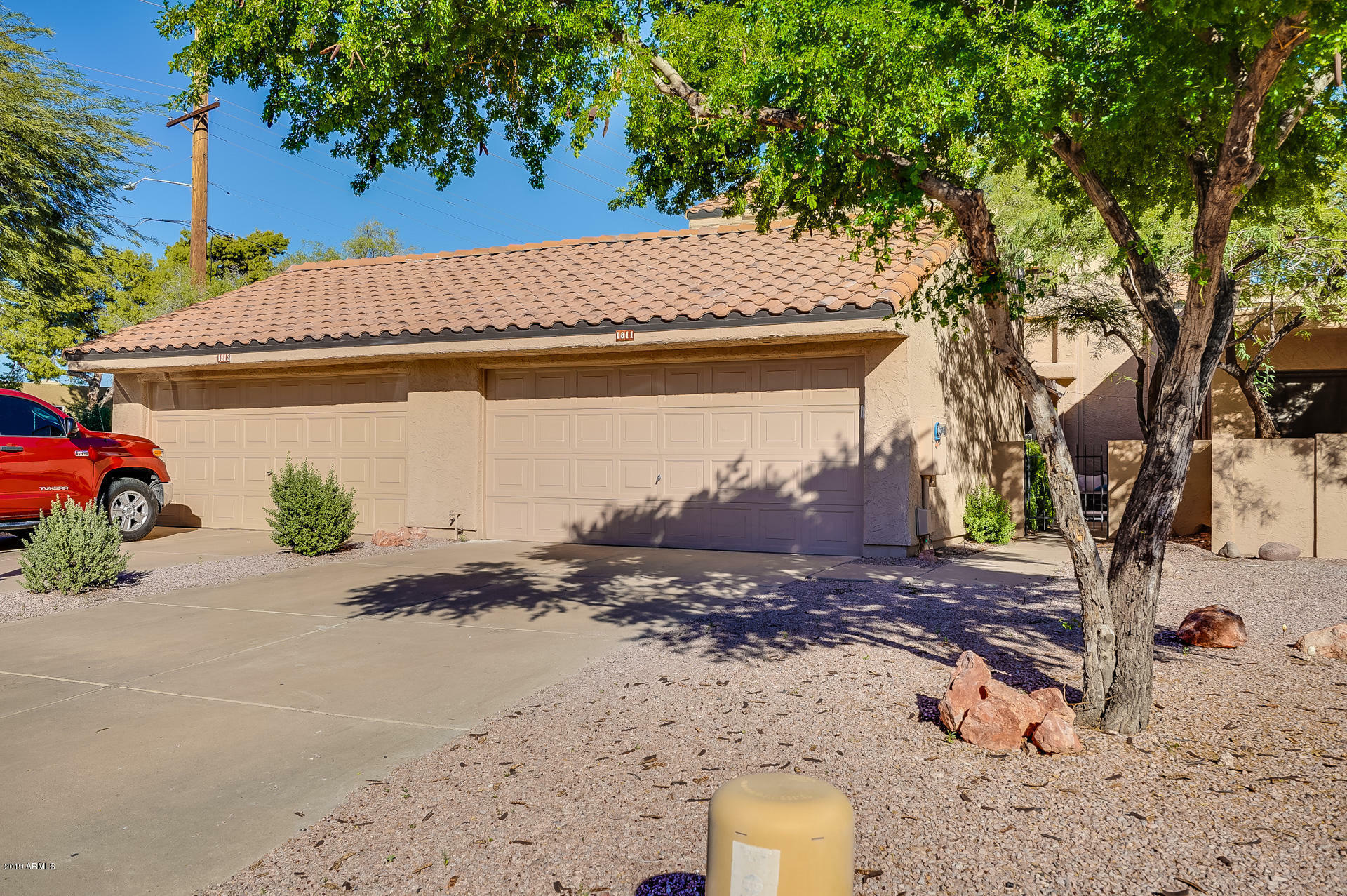 Property Photo:  1811 N Ventura Lane  AZ 85288 