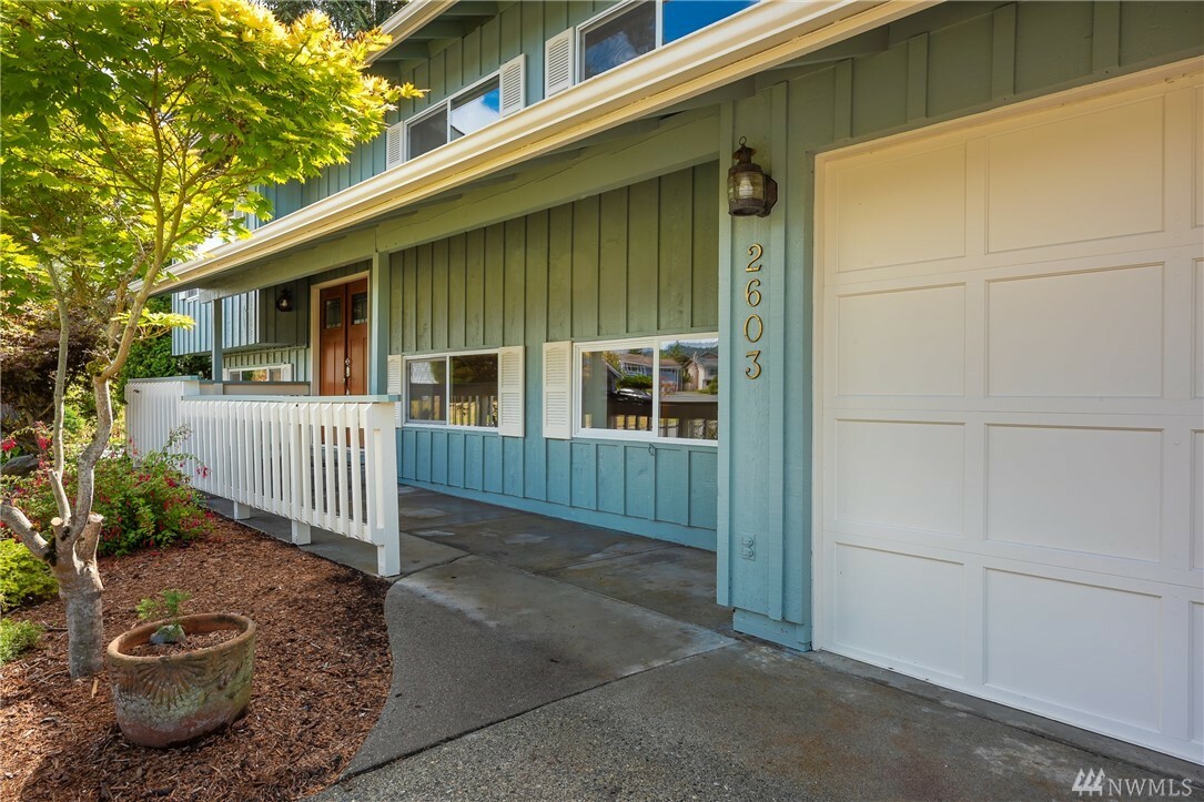 Property Photo:  2603 Crestline Dr  WA 98226 