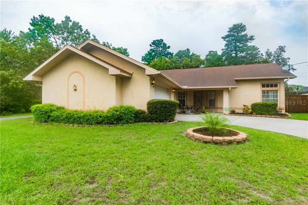 Property Photo:  2379 Ring Road  FL 34609 