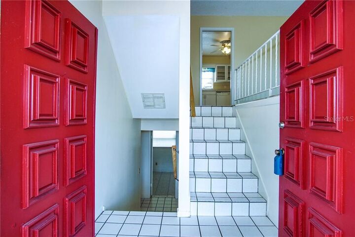Property Photo: 2014 Derbywood Drive FL 33510